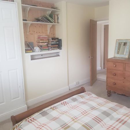 Spacious, Private Room Helmdon Екстериор снимка