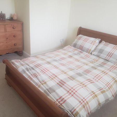 Spacious, Private Room Helmdon Екстериор снимка